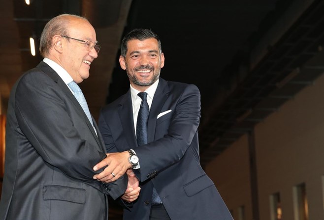 António Salvador critica Sporting e FC Porto e elogia Benfica