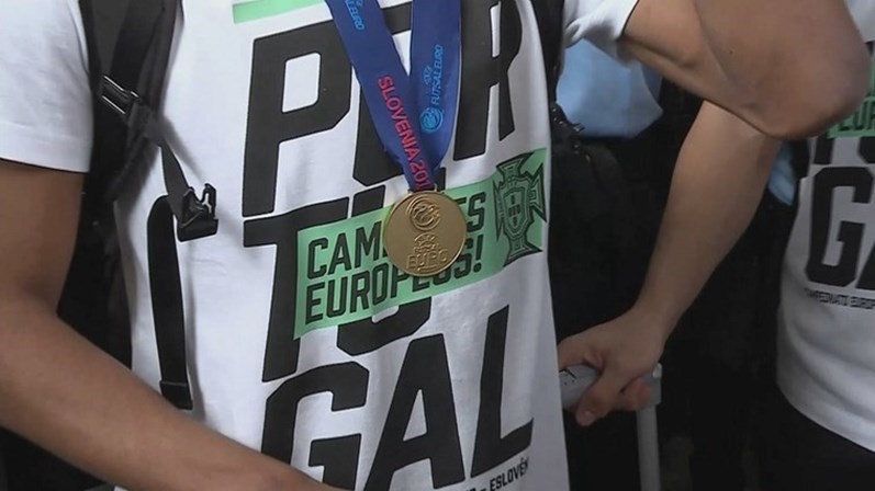 Campeões europeus de futsal já festejam em Lisboa
