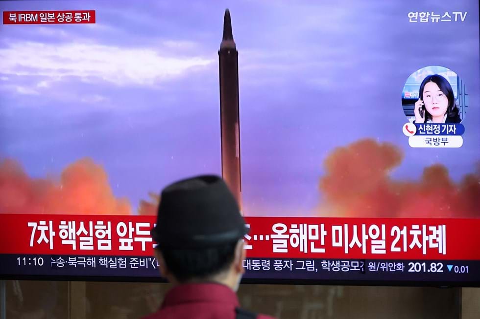 Pyongyang dispara novo míssil balístico sobre o mar do Japão Mundo