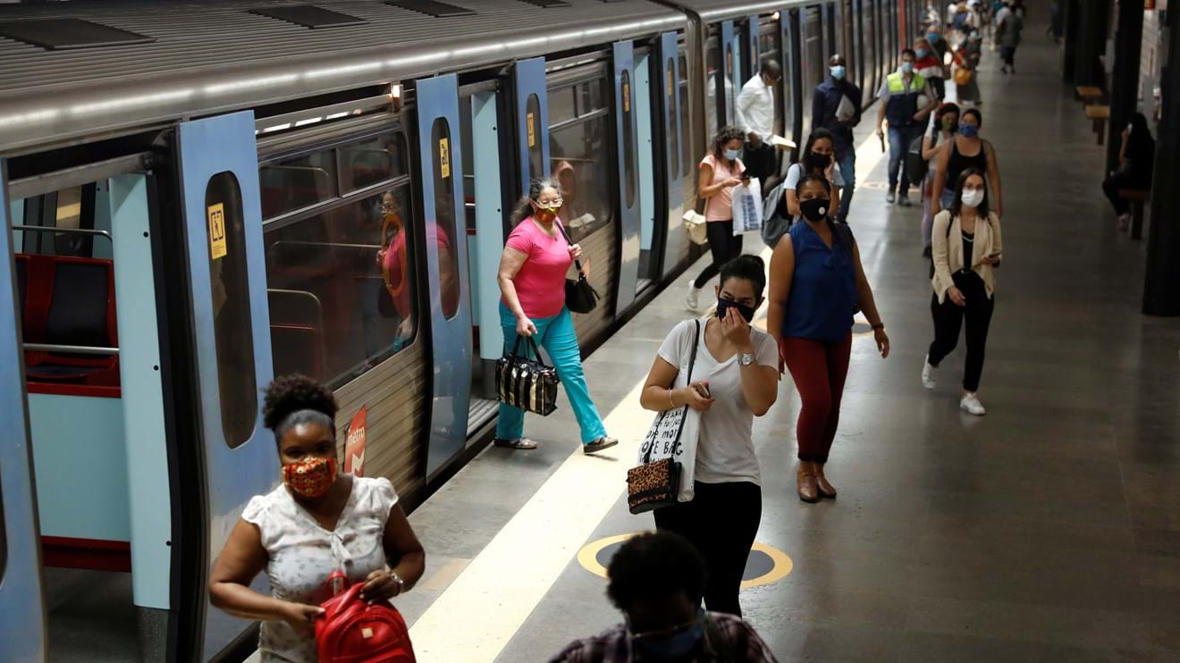 Circulação na linha Azul do metro de Lisboa cortada entre Terreiro do