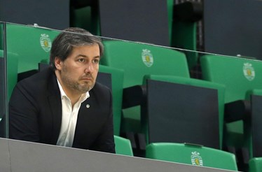 Bruno de Carvalho vai deixar de ser sócio e adepto do Sporting