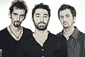 Tiago Bettencourt & Mantha