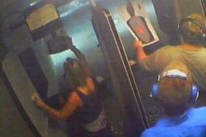 Mulher mata o filho com um tiro na cabeça