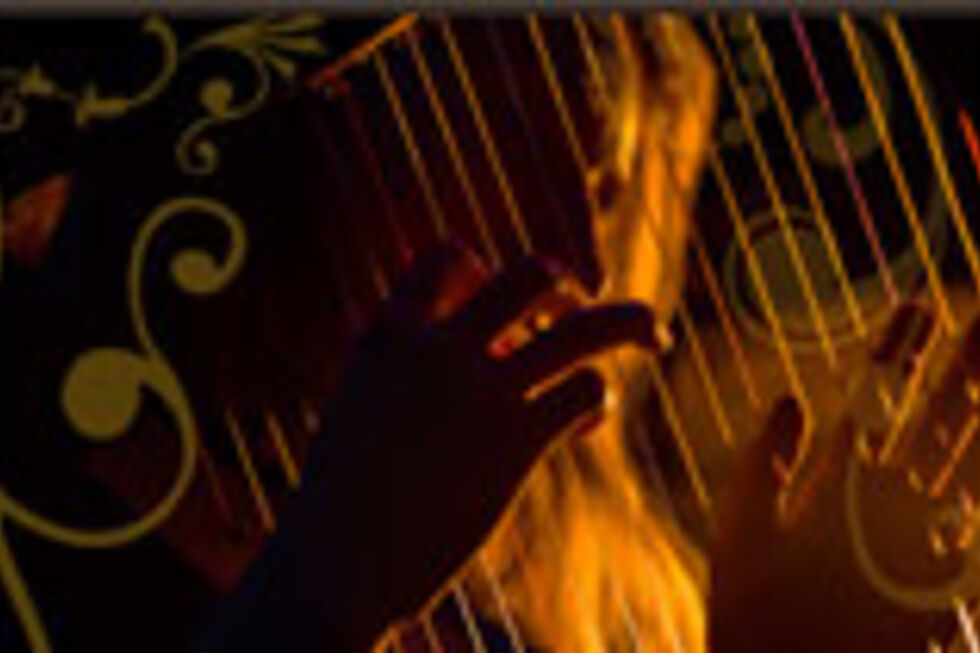 Ester Gattoni e Ensemble de Harpas