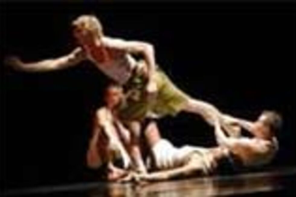 Short Cuts + Wo-Man In Tomatoes (Odivelas)