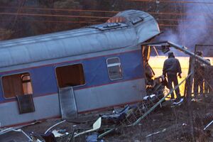 Bomba na origem do descarrilamento de comboio russo