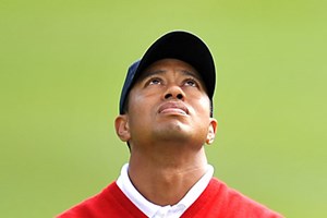 Tiger Woods já foi operado e está acordado e a recuperar