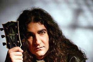 Espanha: Missa em sons pesados