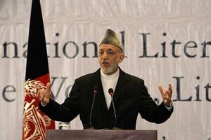 Presidente do Afeganistão chora em público (vídeo)