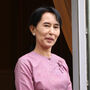Amnistia Internacional retira prémio a Aung San Suu Kyi