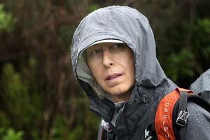 Navratilova falha cume do Kilimanjaro (vídeo)