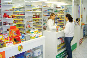 PJ faz buscas numa dezena de farmácias em Lisboa