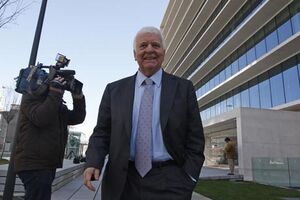 Catroga falou mesmo em "pentelhos"? (vídeo)