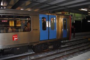 Linha Vermelha do metro interrompida