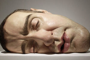 Ron Mueck expõe no México