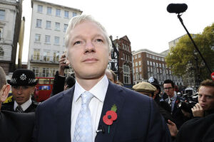 WikiLeaks: Assange será extraditado para a Suécia