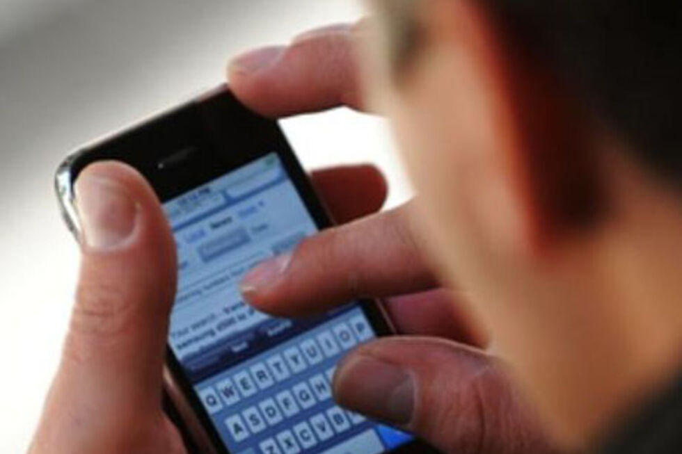 Centros de Saúde cobram chamadas e emails para médicos de família