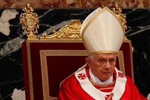 Bento XVI: A teologia determina a política 