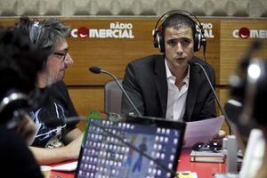 Reportagem: O regresso de Ricardo Araújo Pereira (vídeo)