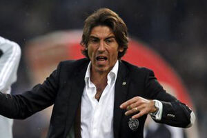 Sá Pinto: “Gosto mais do Benfica”