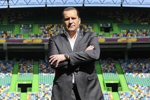 Sporting aceita suspensão de mandato de Pereira Cristóvão