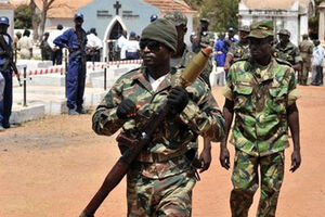 Guiné-Bissau: Embaixadas cercadas por militares