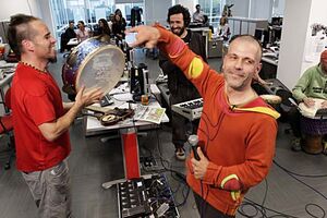 Blasted Mechanism ao vivo na SÁBADO