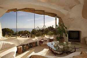 A casa pertencia ao apresentador Dick Clark