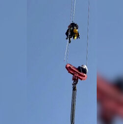 Jovem queria “ver as vistas” e fica pendurado em guindaste durante sete horas em Jerusalém  