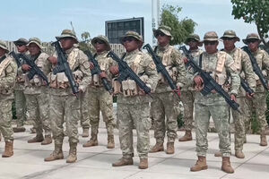 Peru mobiliza tropas e declara estado de emergência na fronteira com o Chile