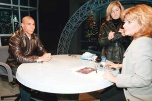 Árvore de Natal do Rockefeller Center volta a iluminar Nova Iorque  