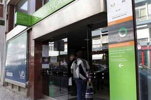 Governo paga um subsídio aos funcionários e 1,1 subsídios aos pensionistas