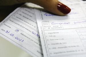 Recibos verdes transformam-se em factura no próximo dia 1 de Janeiro