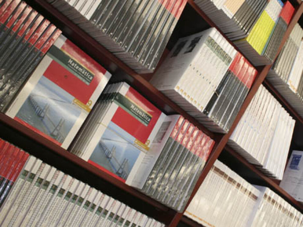 Pais vão gastar mais em manuais