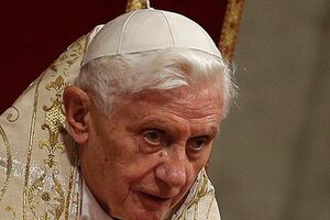 Bento XVI: Conclave de sucessão vai ser antecipado