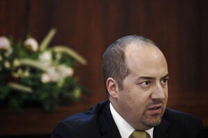 "Grândola" abriu conversa do ministro da Economia com manifestantes em Londres