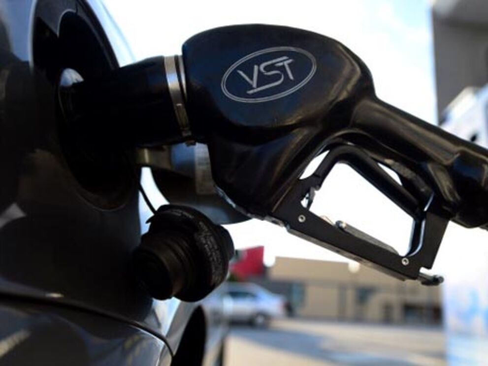 Combustíveis: Gasolina sobe e gasóleo desce