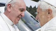 <![CDATA[ O legado dos últimos três Papas ]]>