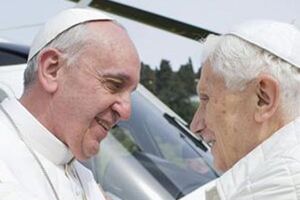Papa Francisco visita Bento XVI