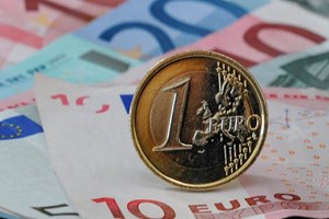 Crescimento do PIB da zona euro abranda para 0,5% e o da UE para 0,4% no 2º semestre