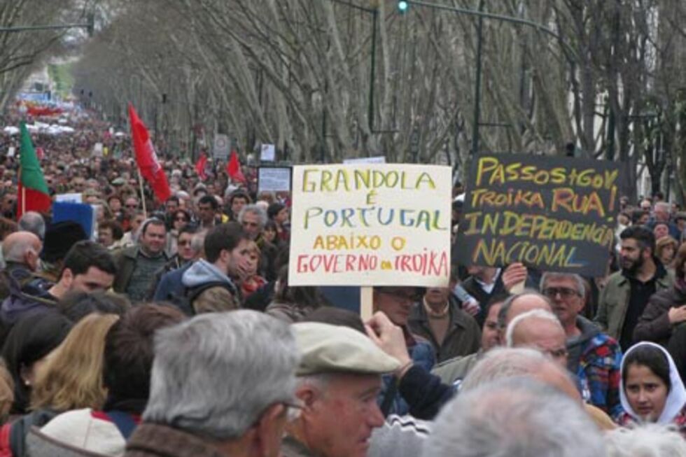 'Povo Unido contra a troika' sai hoje à rua