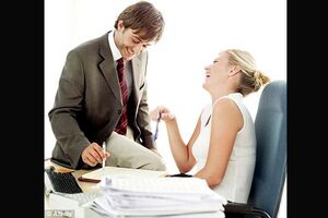 Homens apaixonam-se por 3 mulheres de cada vez