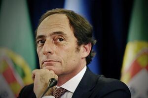 Pires de Lima abre caminho à candidatura de Paulo Portas a Belém