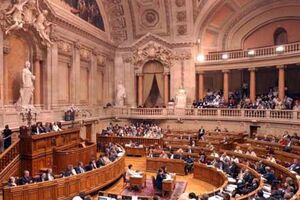 Só na segunda-feira se conhecerá a data em que Salgado vai à comissão