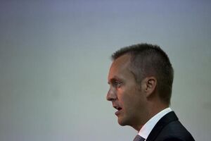 Sérgio Monteiro: Ligação ferroviária de alta prestação à fronteira só depois de 2015