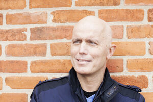 Manuel Forjaz apresenta ‘Nunca Te Distraias da Vida’