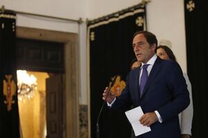 Paulo Portas: Portugal terá "crescimento económico sustentado" este ano