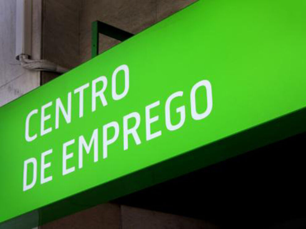 Desemprego em Portugal recua para 14,1% 