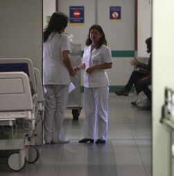 Greve na saúde adia consultas marcadas há um ano. Sindicato denuncia pressões sobre funcionários 