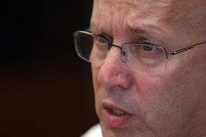 Prioridade no BES é "reconquistar a confiança dos mercados"